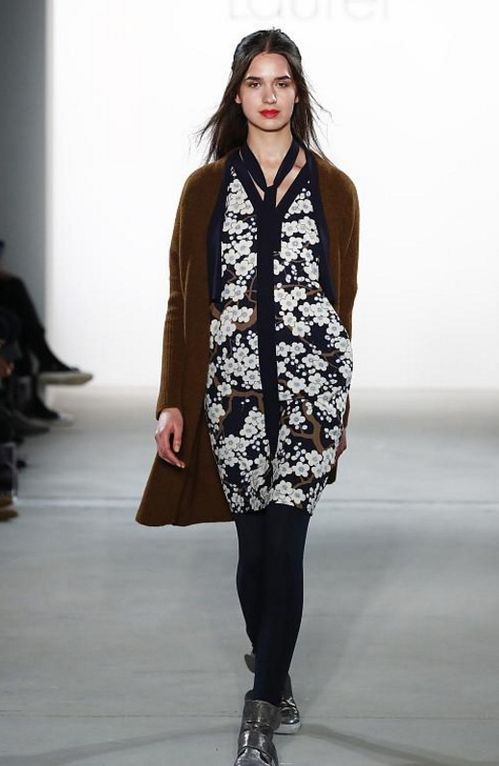 时尚女装与鞋帽 穿搭无忧，告别早起挑衣烦恼